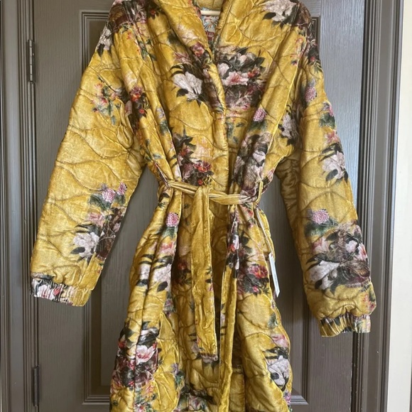 JOHNNY WAS flora quilted velvet mustard silk blend coat jacket New! Large, xxl - Picture 3 of 4